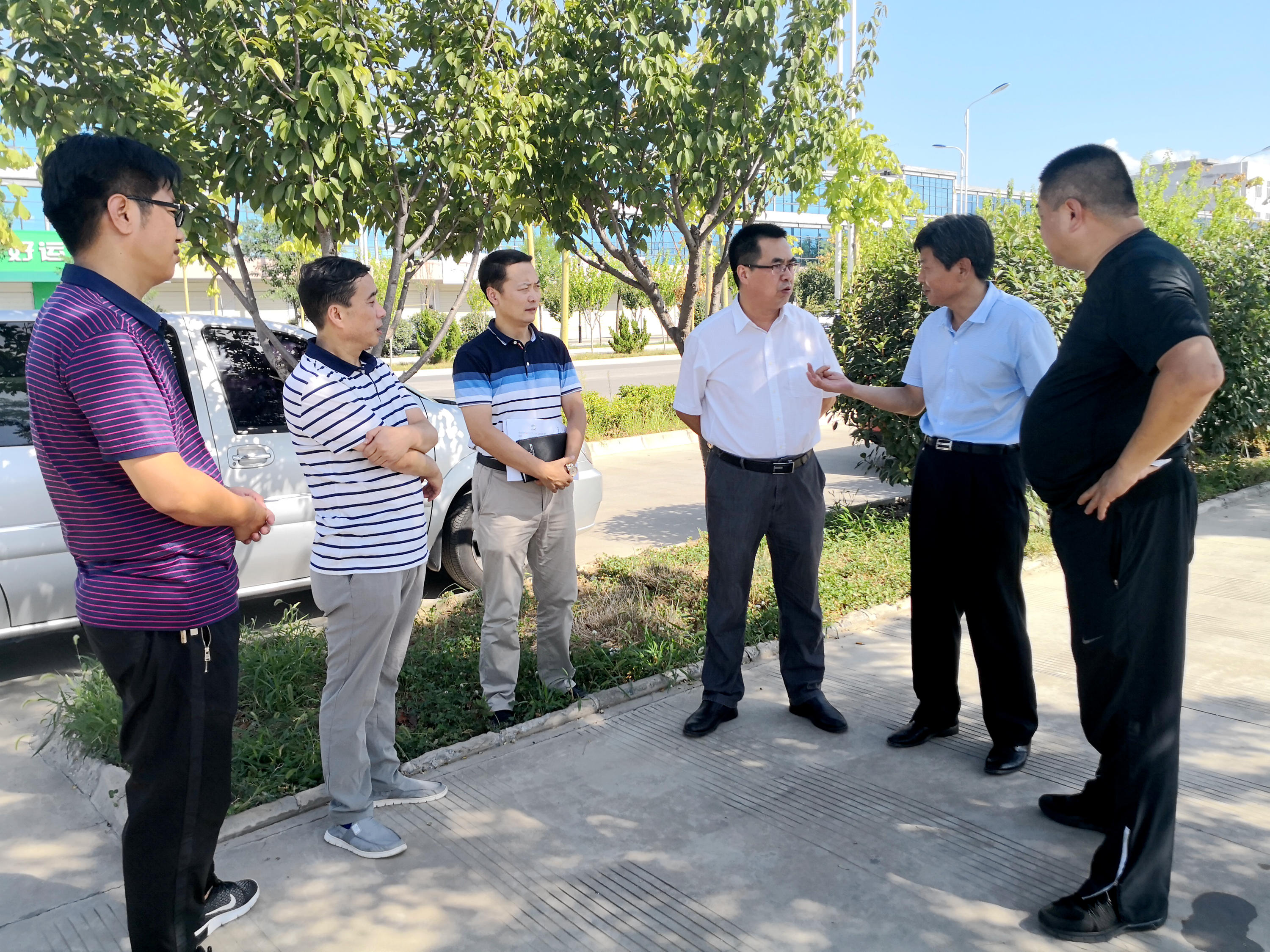 【新校区建设专题】李富生实地考察督办鄠邑新校区开工前准备工作【图