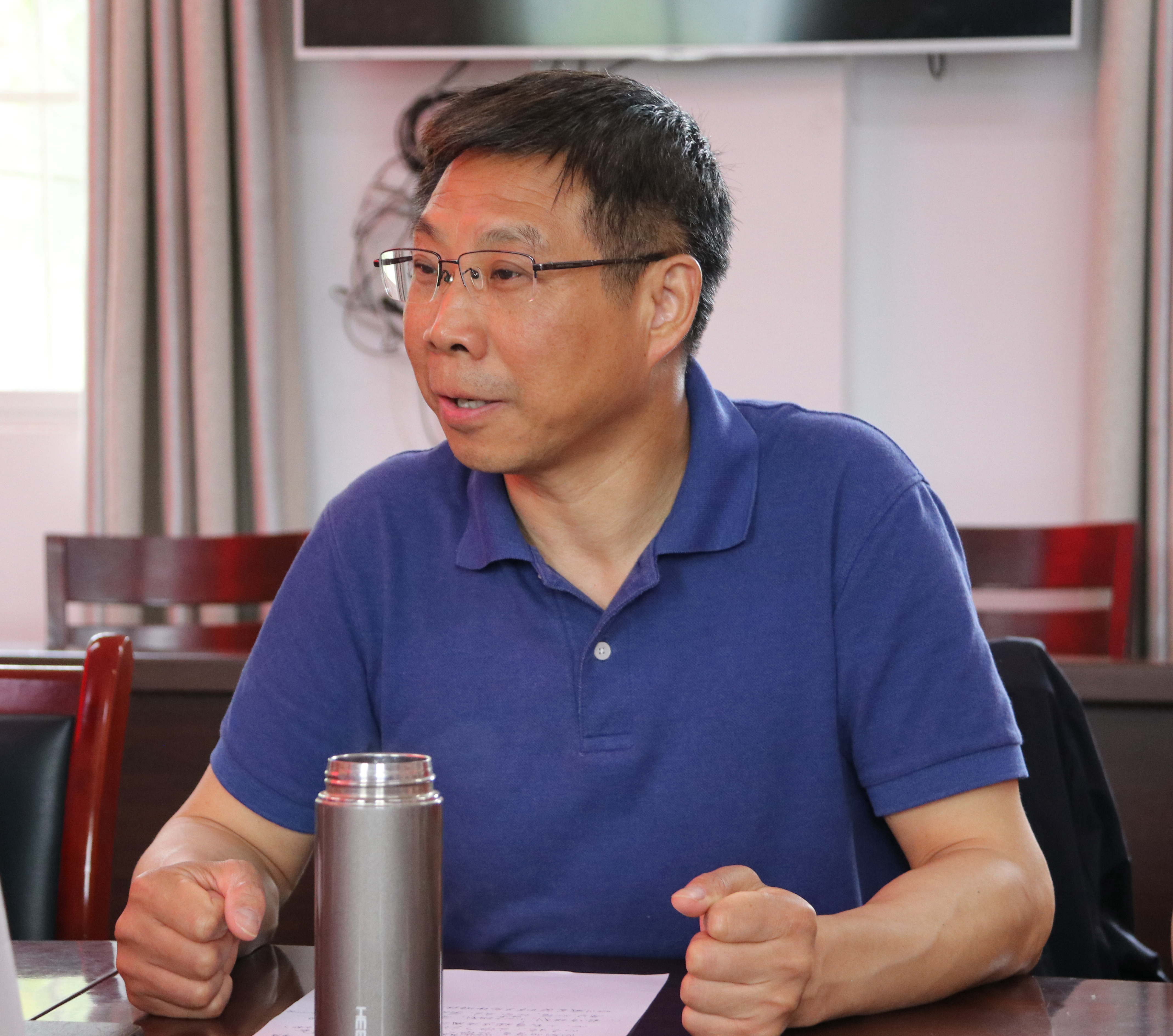 文立新一行赴安康市县河镇谢坝村进行"回村回访"