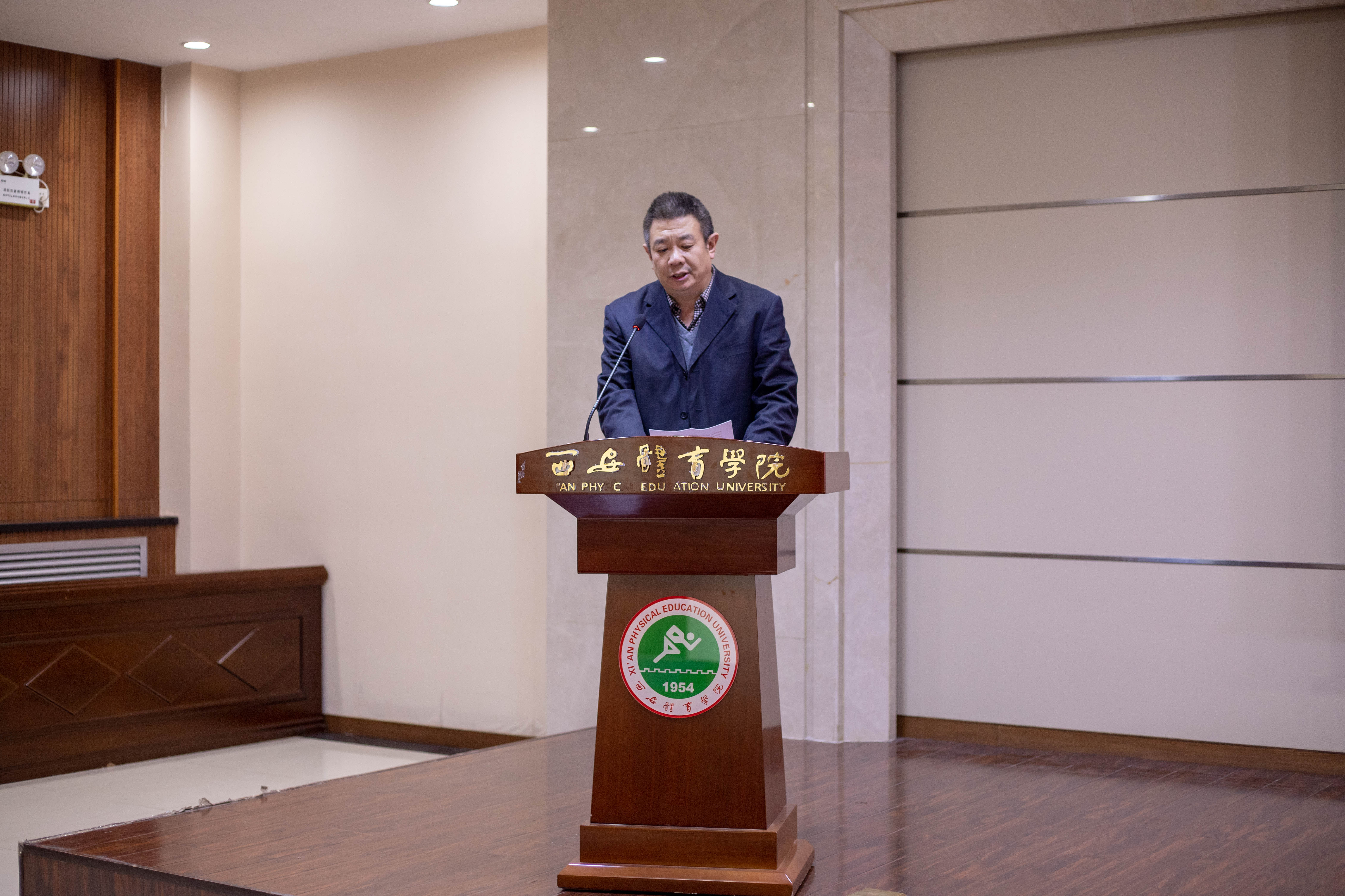 导师代表黄谦教授发言